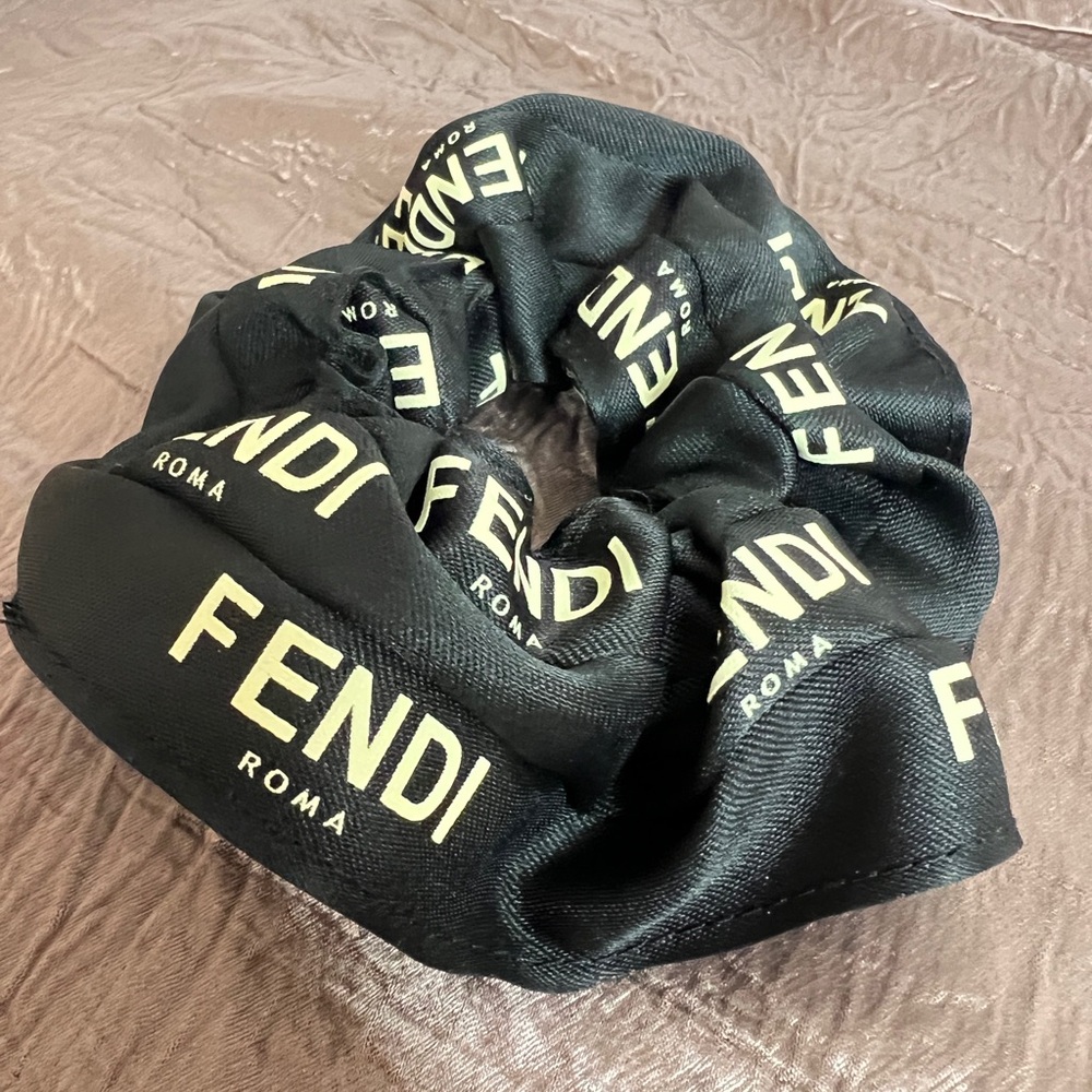 【FENDI】Handmade Scrunchie